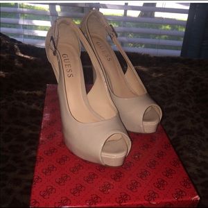 GUESS nude peep toe heels